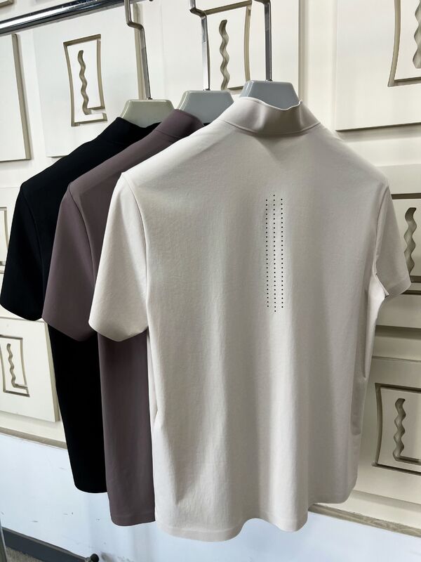 Erkek Yüksek Yaka Kısa Kollu Tişörtler Dış Mekan Spor Tişörtü İçin Esnek Hızlı Kuruyan ve Nefes Alabilen Kumaş