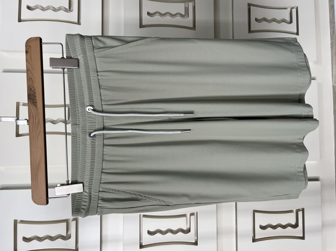 Erkeklerin Zeytin Yeşil Spor Setini Özelleştir - Kısa - Kollu T-shirt & Pantolon, Nefes Alıcı Kumaş T-shirt Erkekler için