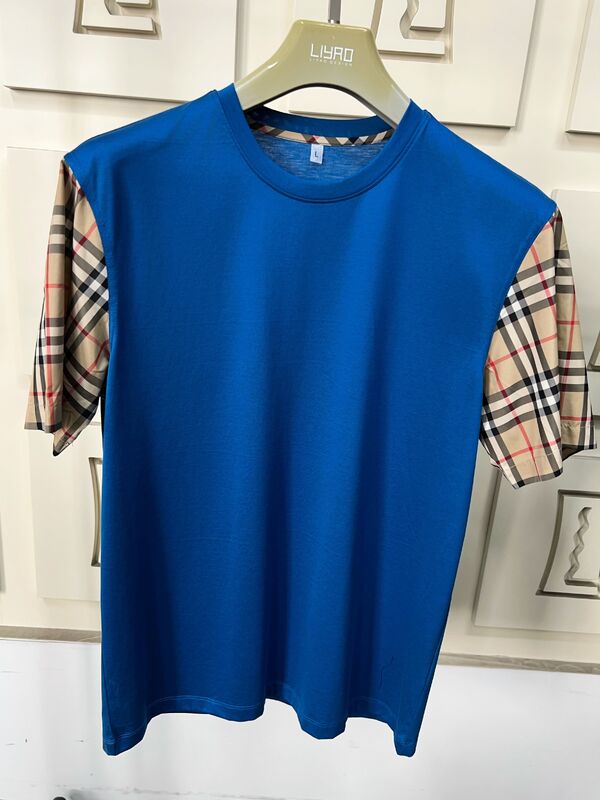 İkonik Kareli Kollu Erkek Moda Tişörtleri, Normal Kesim Bisiklet Yaka, Yüksek Kaliteli Pamuk